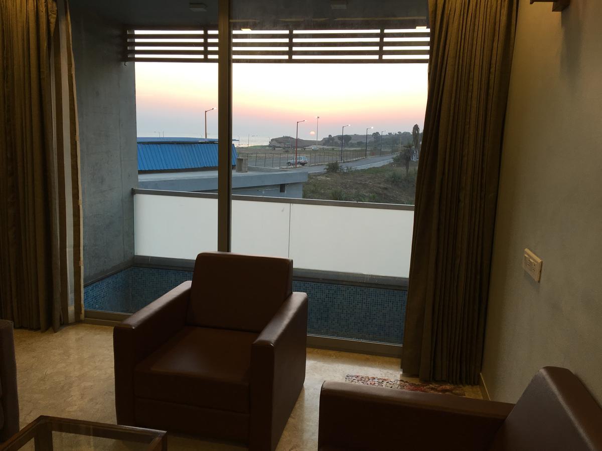 Krishna Beach Resorts - Диу Екстериор снимка